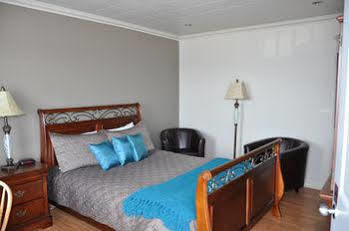 Hotel Motel Grande Vallee Bagian luar foto