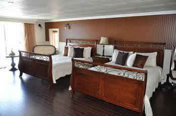 Hotel Motel Grande Vallee Bagian luar foto